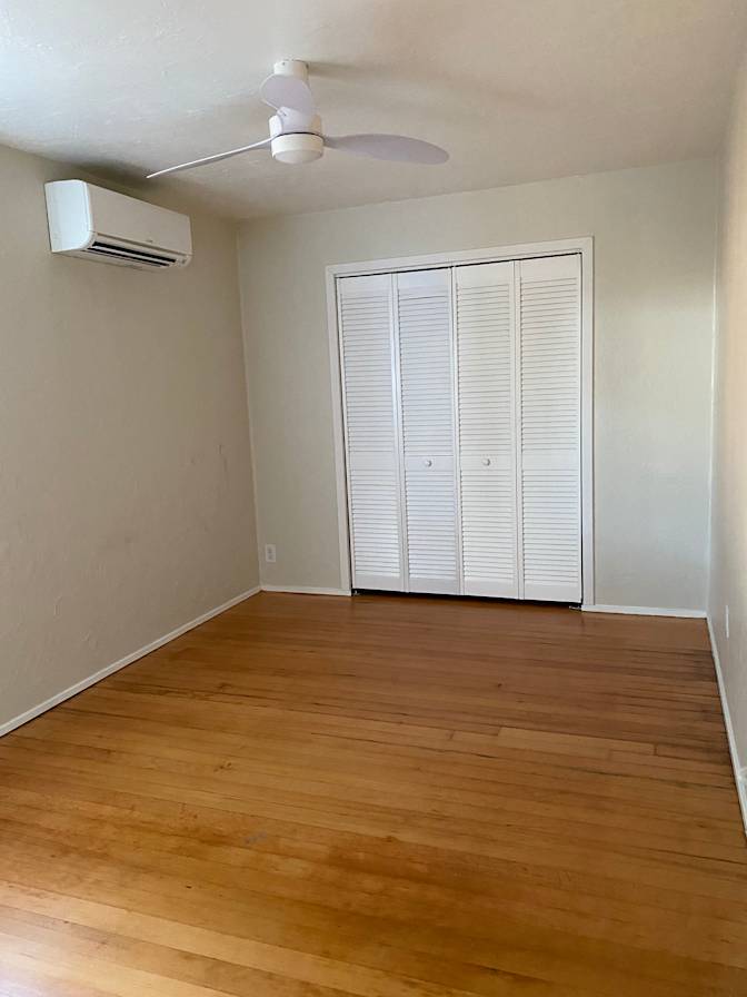 G's room