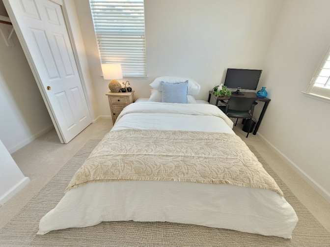 Yogi's room