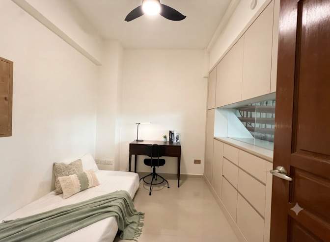 Veron's room