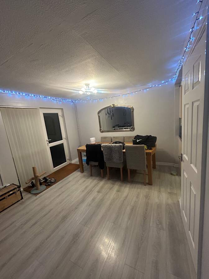 Benjamin's room