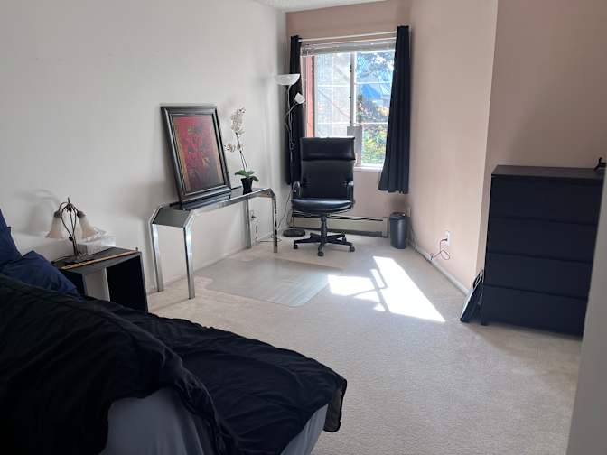 L's room