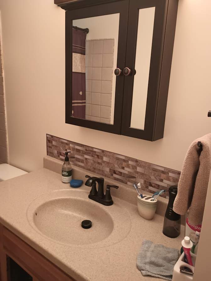 Thomas's room