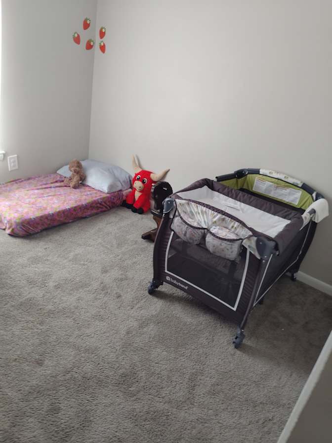 Darryl R Phifer's room