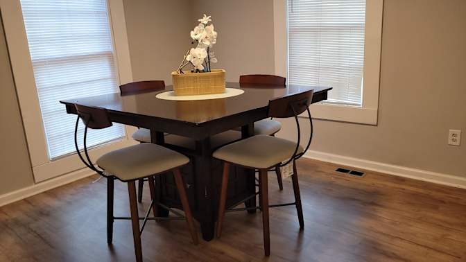 Legacy Property Homes's room
