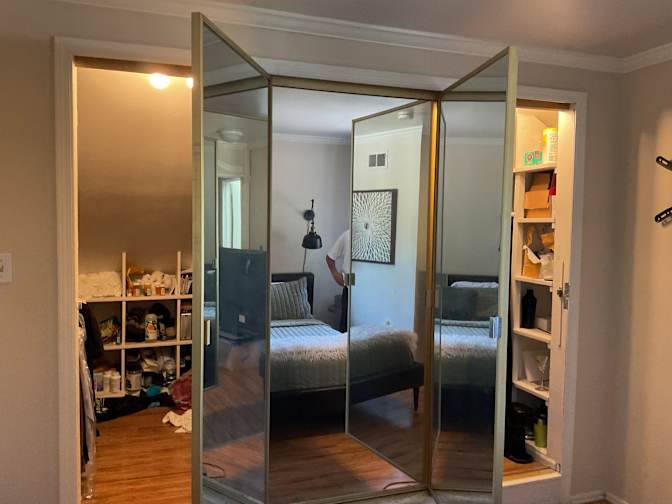 Olympia DeCarlo's room