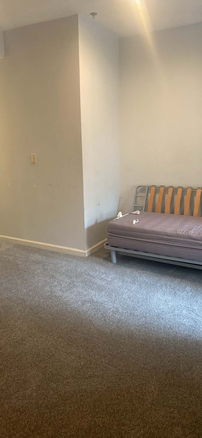 Tummanoon's room
