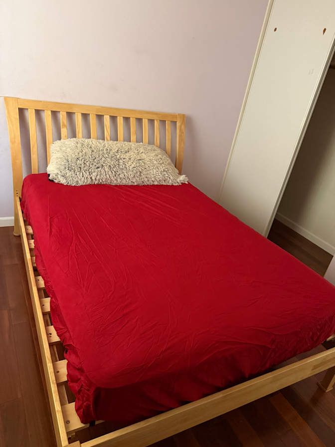 Raul's room