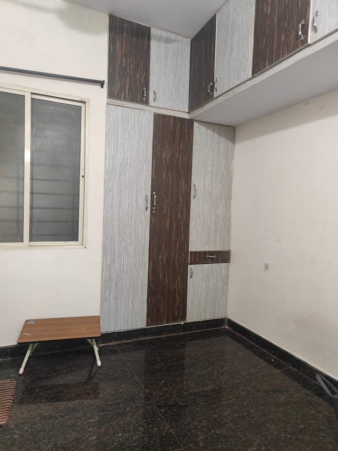 Thariq's room