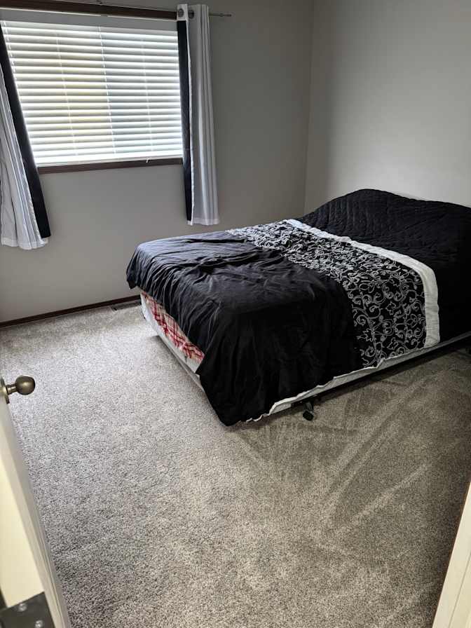 Ryan Favreau's room
