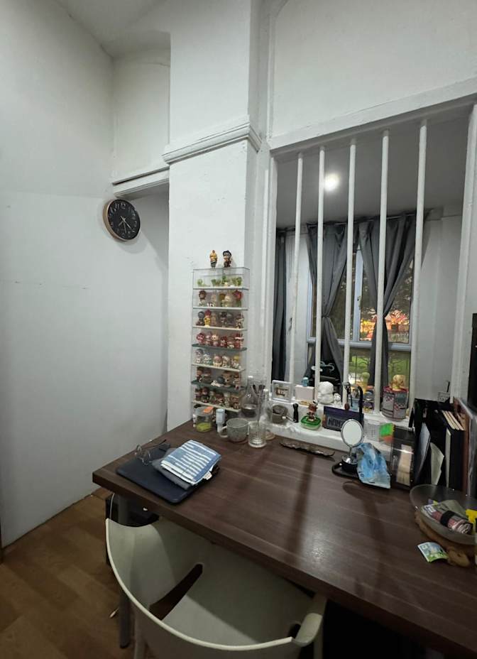 Dani's room