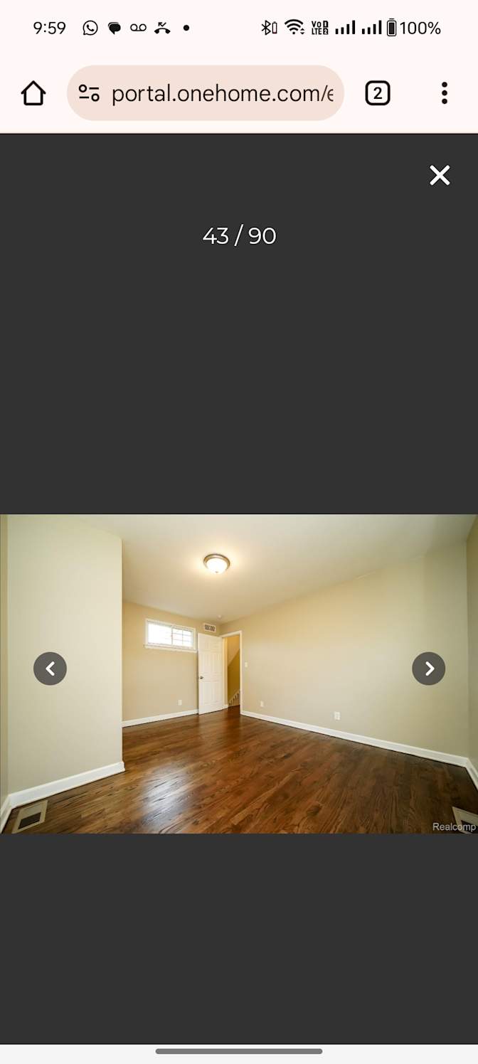 Karthick Chandramohan's room
