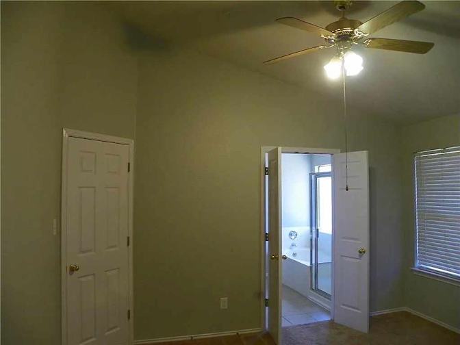 Bonno's room