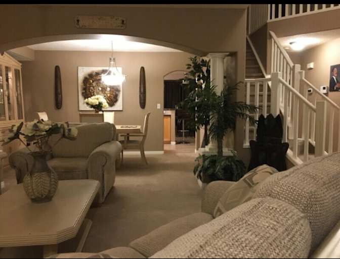 Tony's room