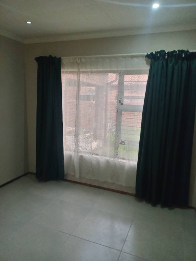 Gert's room