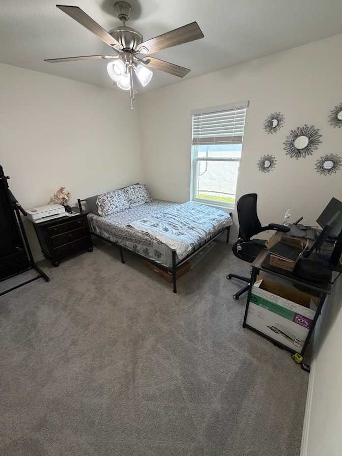 Niel's room