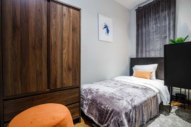 Sam June's room