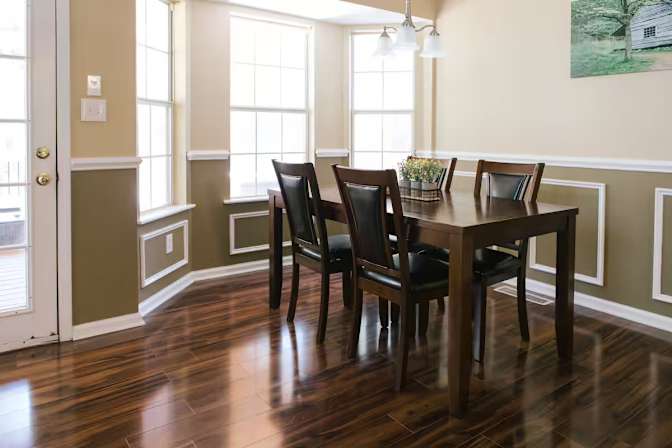 Alcove Rooms's room
