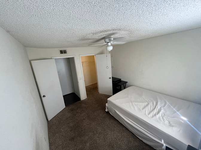 Qui's room