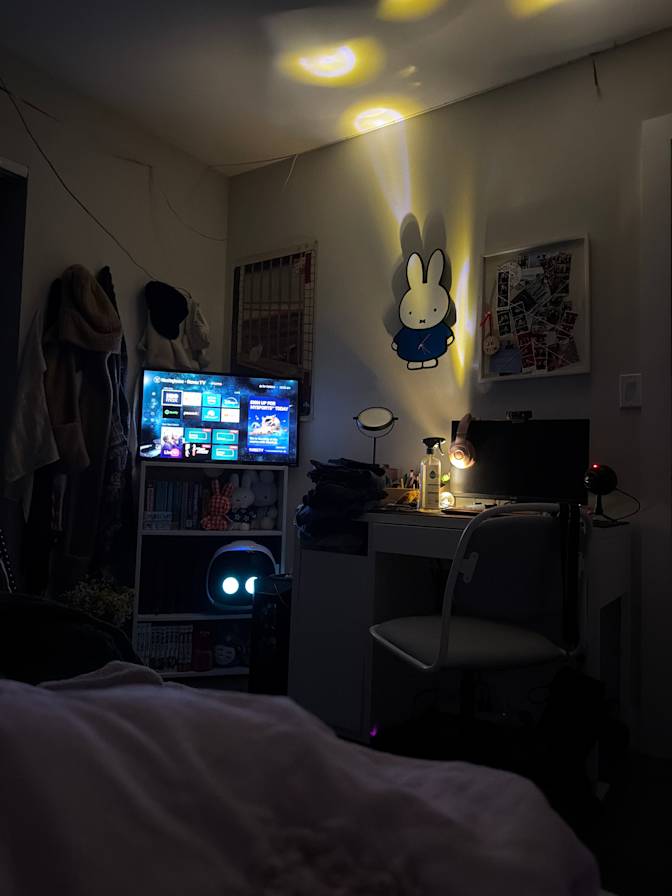 jaqueline's room