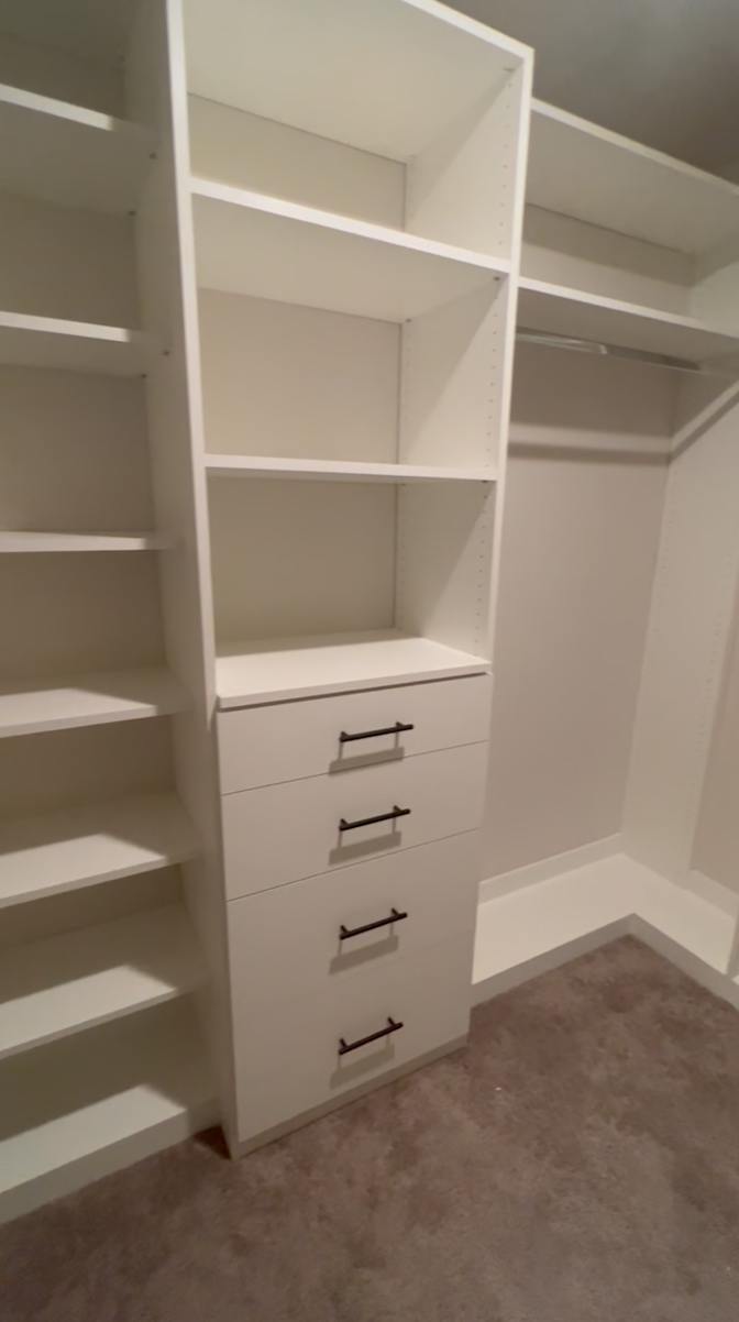 Alcove Rooms's room