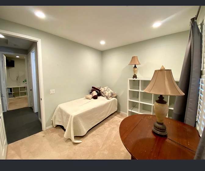 Diana's room