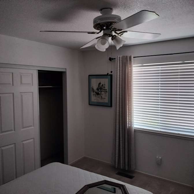 Thomas's room