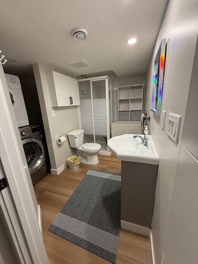 Eddy's room