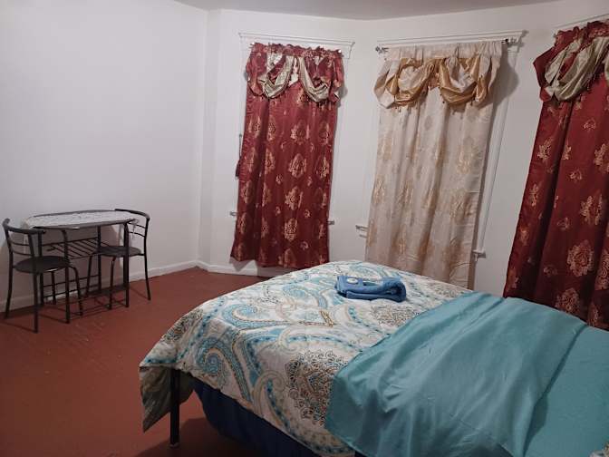 Ernesto's room
