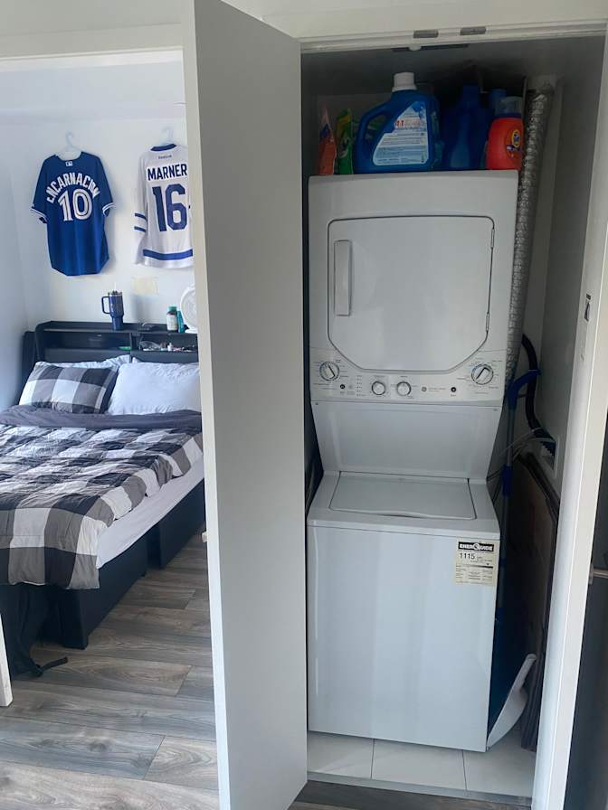 Winston's room