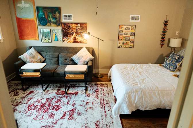 Lesa Smothers's room