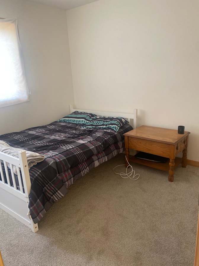 Hung Tran's room