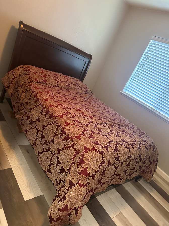 Dora Talania's room