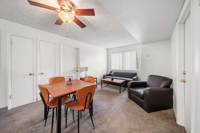Pine View Village's room