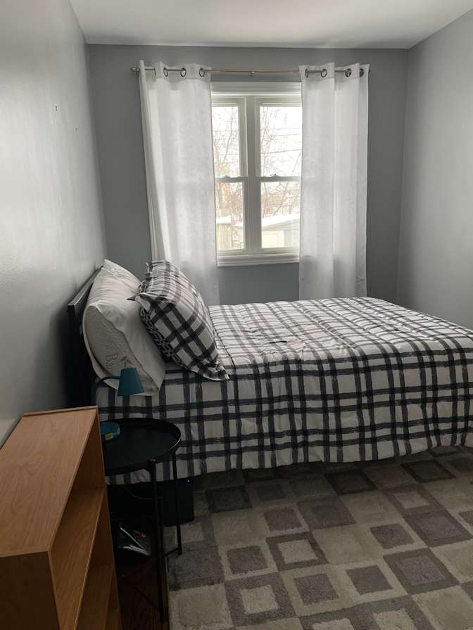 Furnished Private Room's room