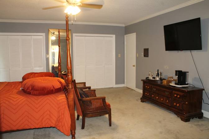 Allison's room