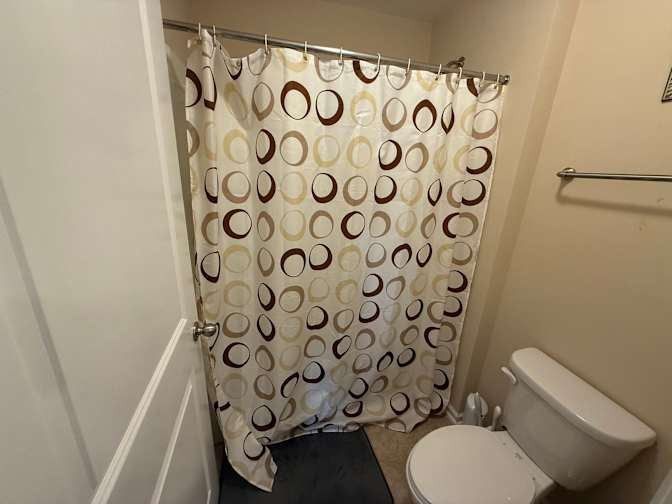 Alcove Rooms's room