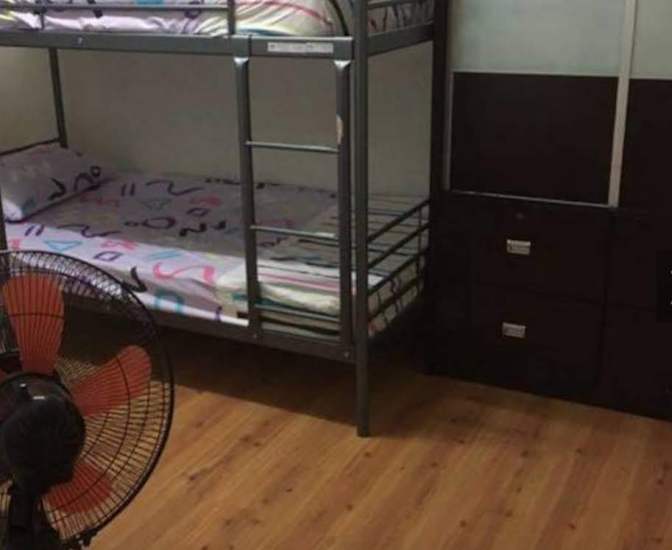 Landlady Nancy's room
