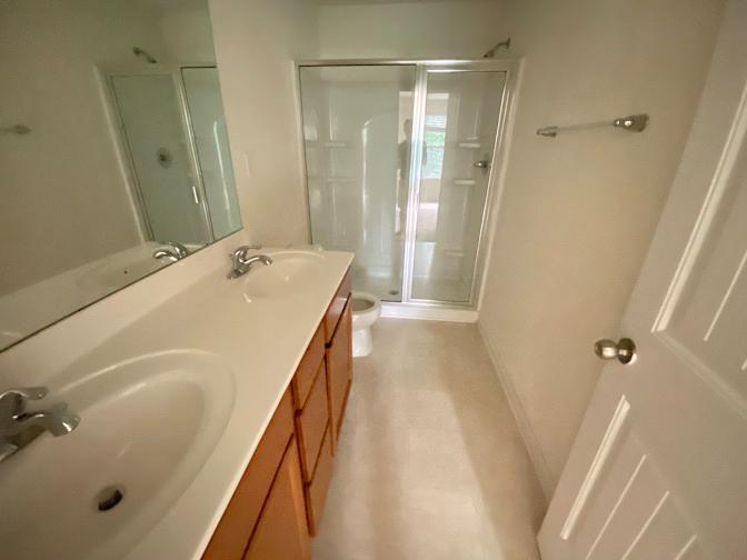 Alcove Rooms's room