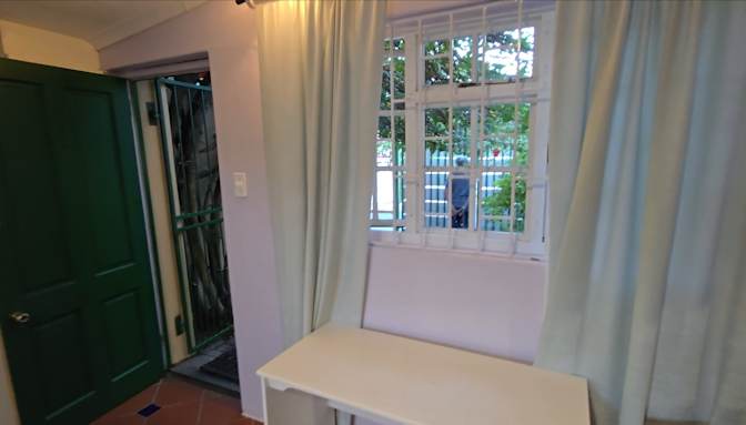 Green Point Tree House's room