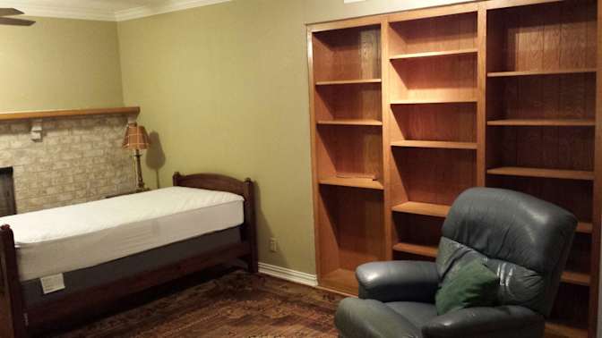 Linda's room
