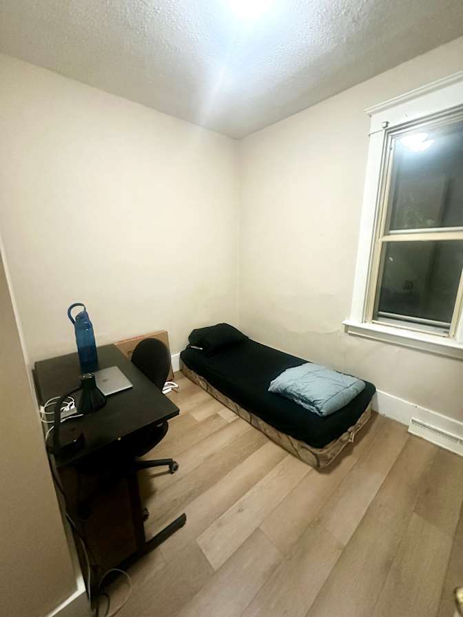 Aarij's room