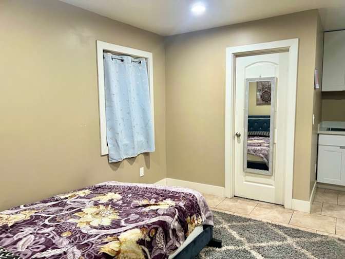 Kal's room