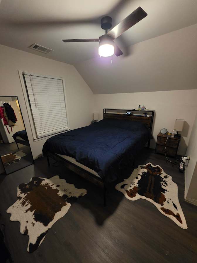 Max's room