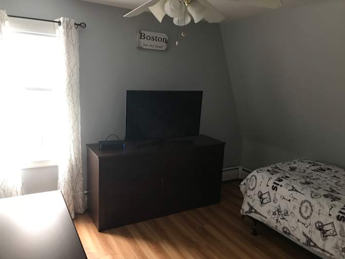 Louie's room
