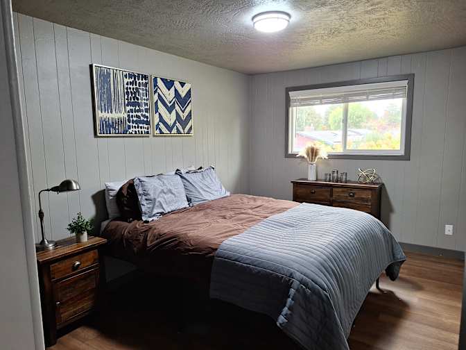 Polly's room