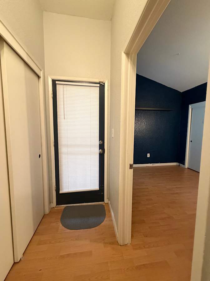 litzy k diaz's room