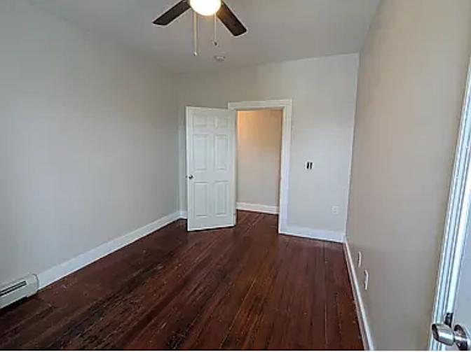 DARIAN WALKER's room