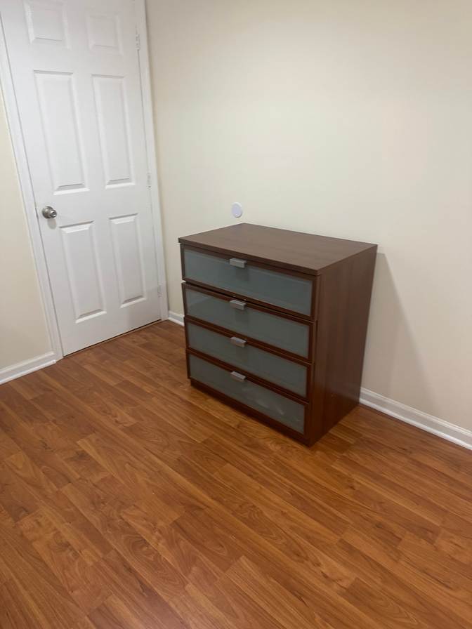 Yuhannet's room