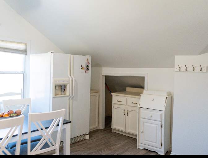 Thomas's room