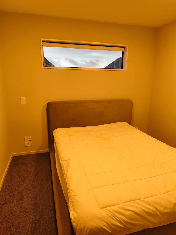 Alec Arno's room